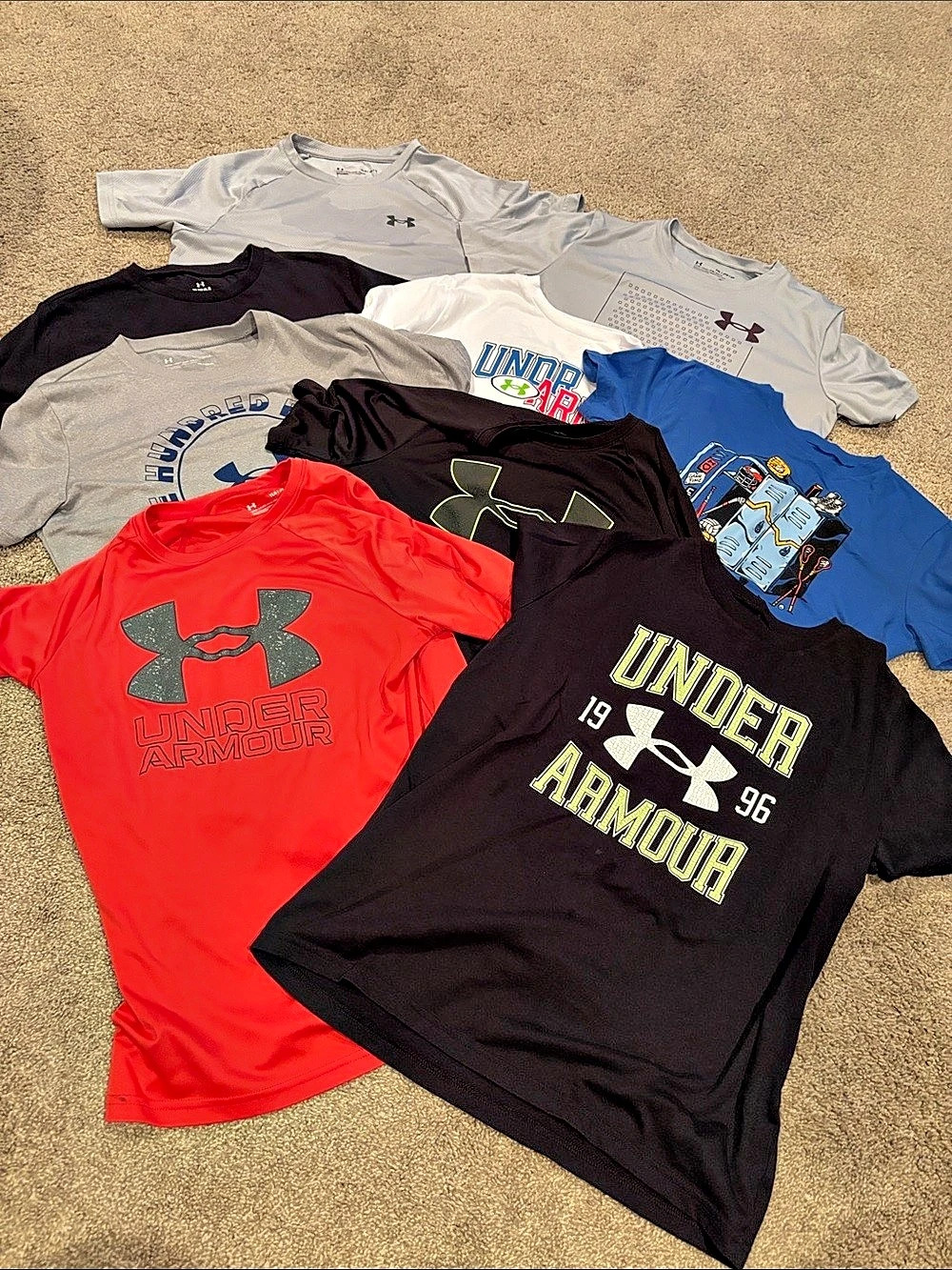 Under Armour boys Short Sleeve Tees Bundle